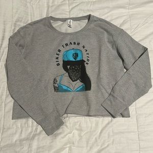 NWOT Women’s Cropped Crew Neck Graphic